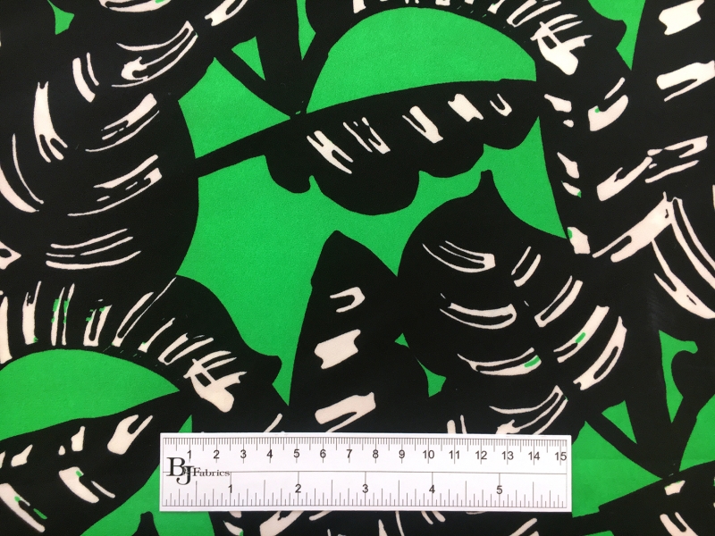 Poly Double Georgette Leaves Print3