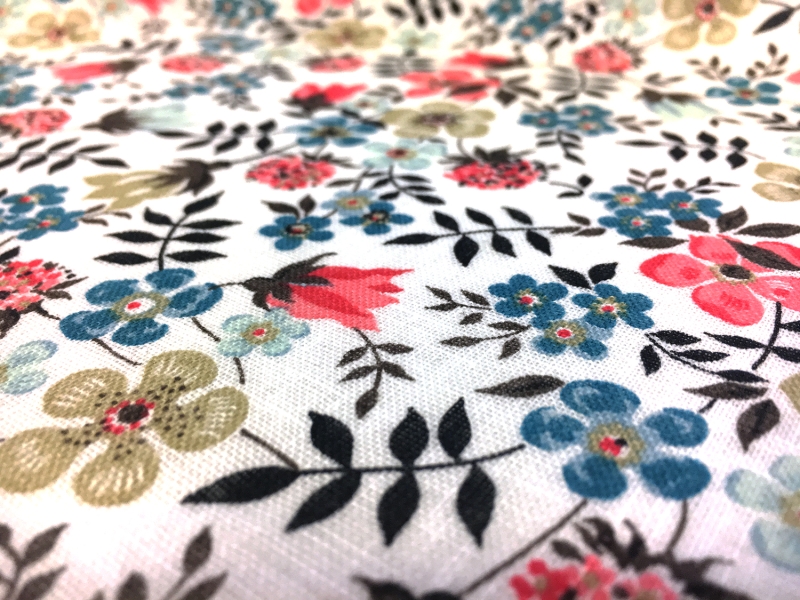 Liberty of London Linen Floral Print2