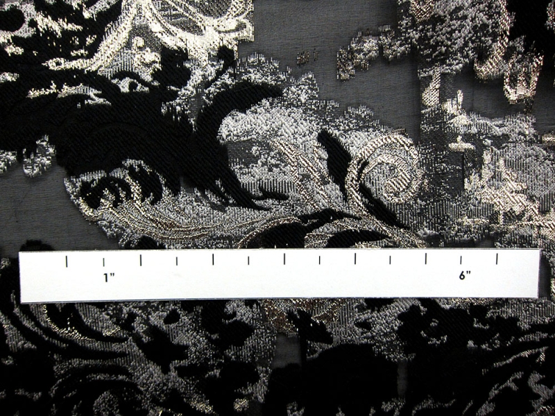 Silk Blend Metallic Fil Coupé Organza2