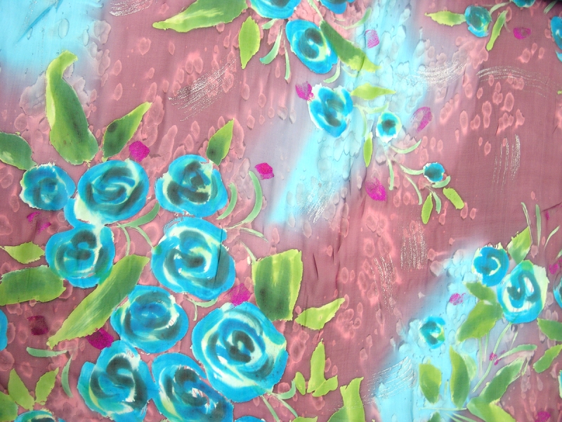 Printed Metallic Silk Chiffon0