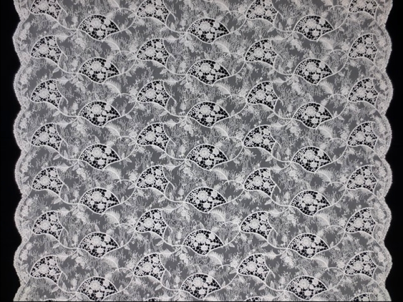 Embroidered Chantilly Lace3