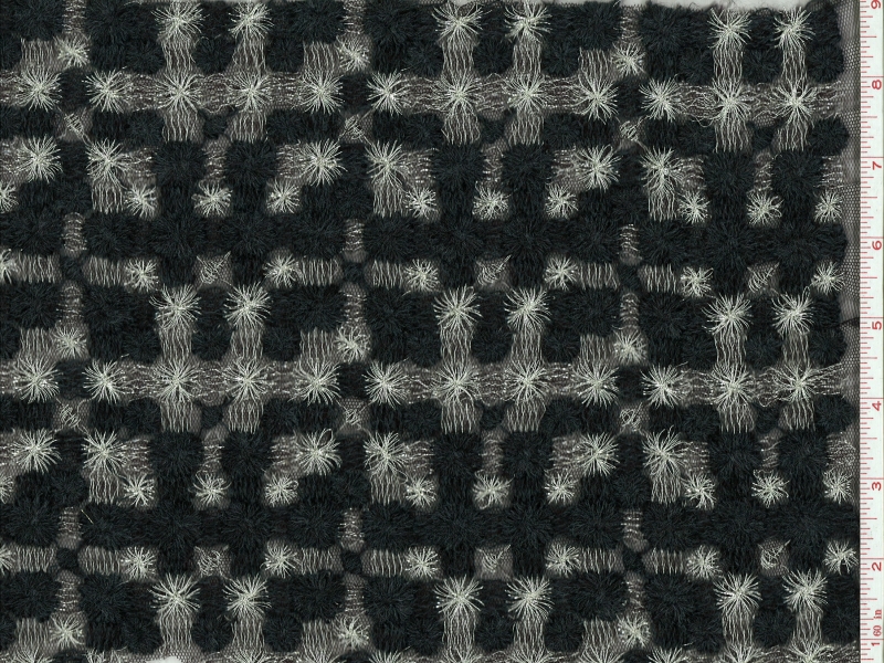 Embroidered Illusion0