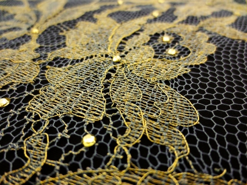 Beaded Metallic Chantilly Lace2