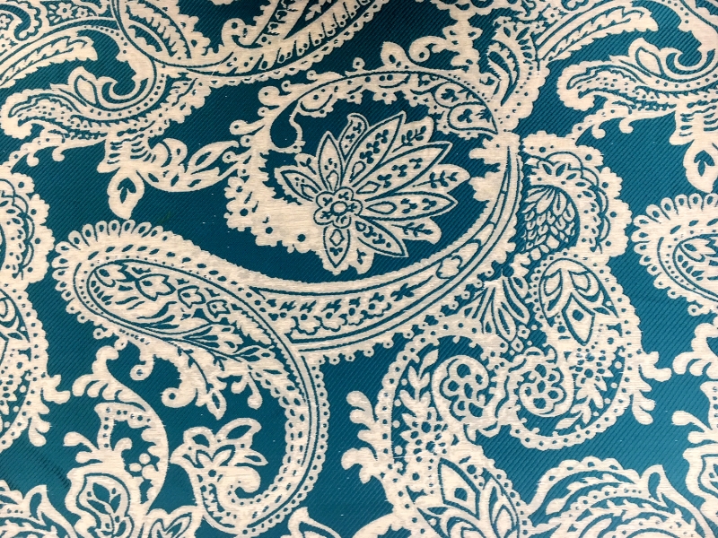 Extra Wide Doubleface Jacquard Large Paisley Pattern0